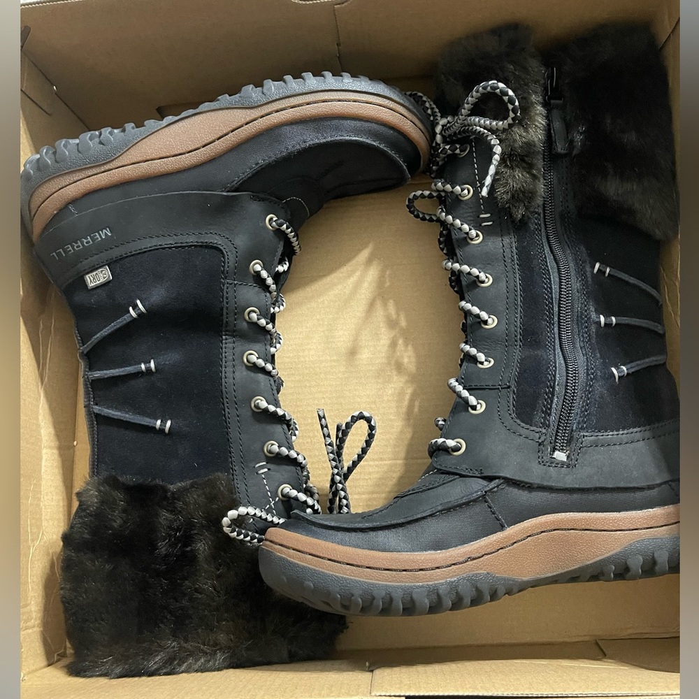 Merrell Snow Boots-NEVER WORN!